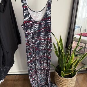 Sleeveless Patterned Maxi Dress
